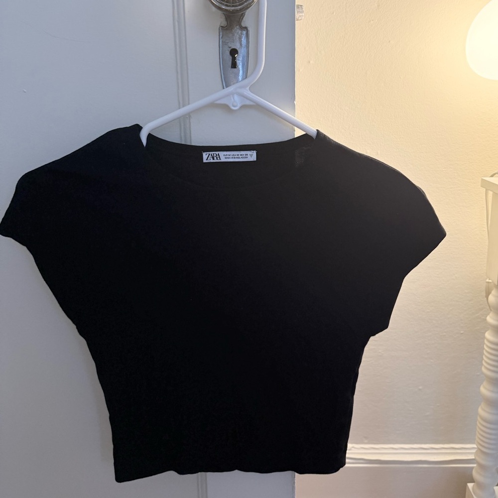 Zara Cropped Black Tee